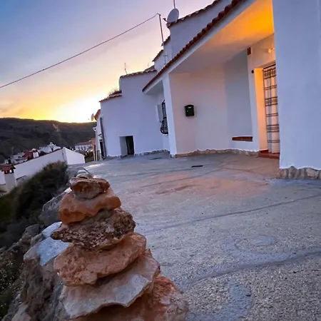 度假居 Cueva De La Luna Gorafe