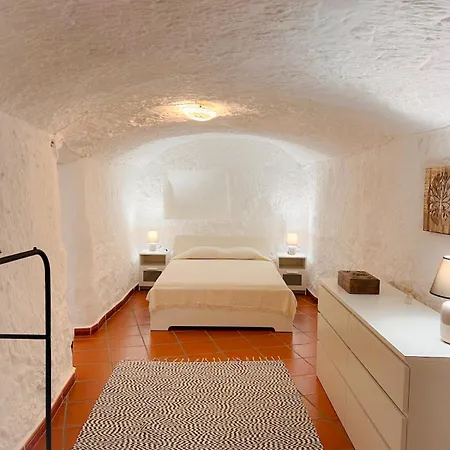 度假居 Cueva De La Luna *