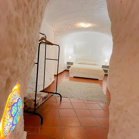 Cueva De La Luna *